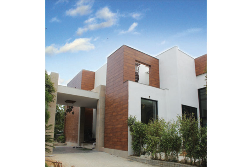 Farm House in Delhi